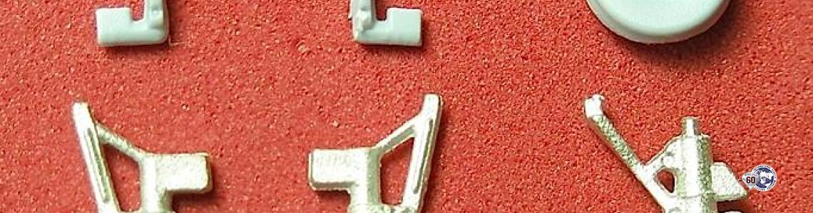 Kit parts top, SAC parts bottom