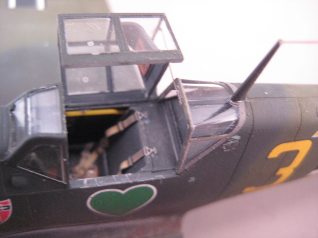 Eduard 1/72 CX022 Canopy Mask for the Hasegawa Messerschmitt Bf109G model ktis 