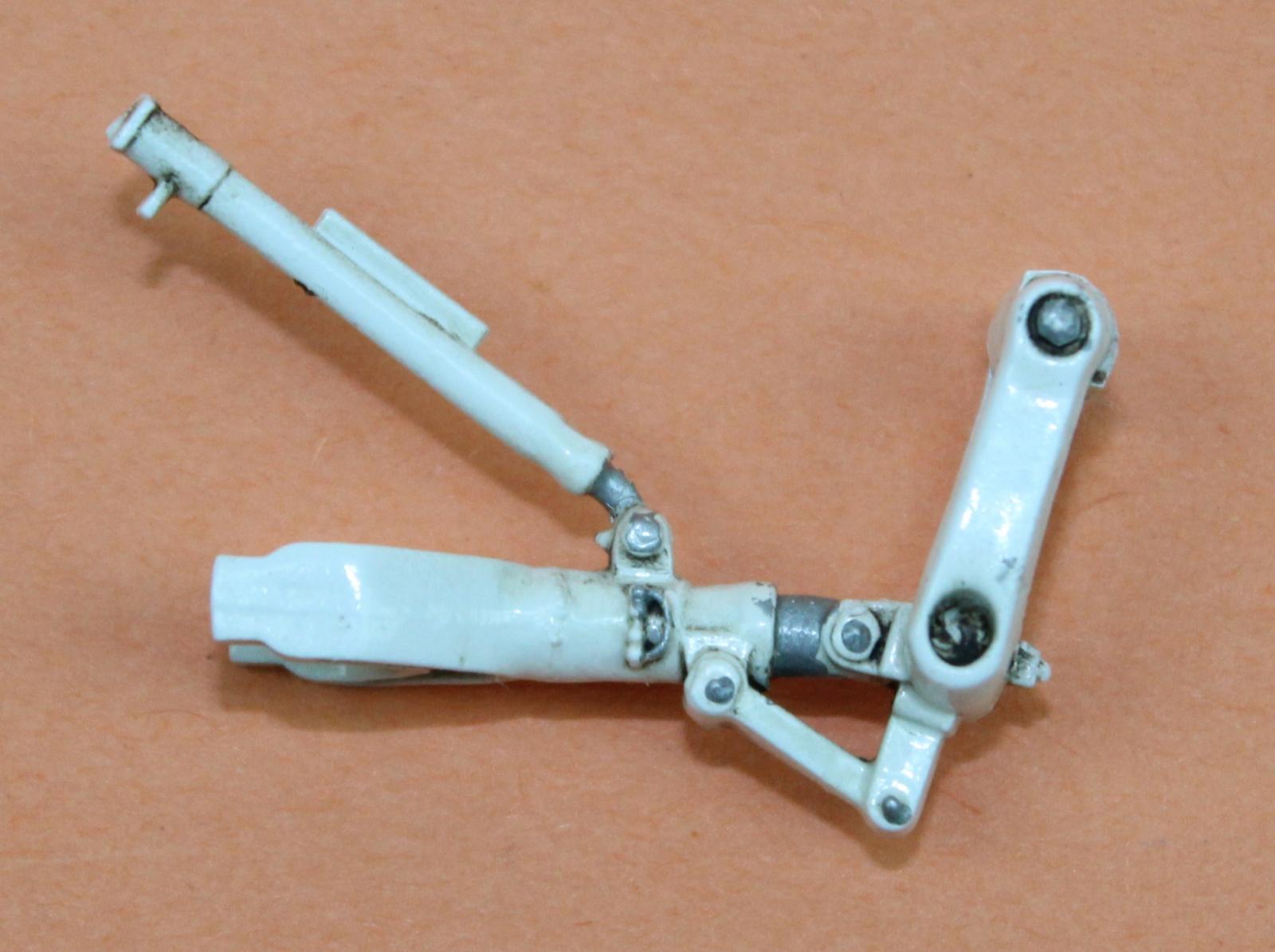 OV-10 Bronco Landing Gear For 1/48 Testors/Hawk Model – Scale Aircraft Conversions SAC-48228