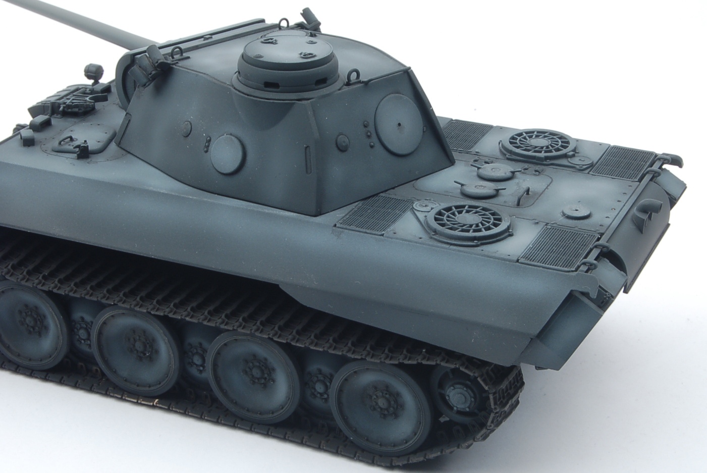 Dragon 6830 1/35 Scale German Panther Ausf.d V2 Versuchsserie for sale online 