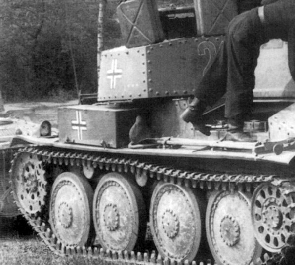 Tamiya 1/48 German Panzer 38(t) Ausf E/F Tank Kit – Military Model Depot