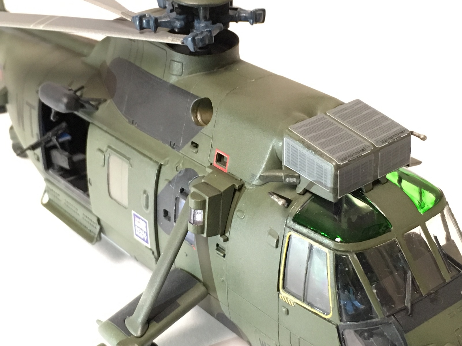 Maquette Plastique Westland Sea King HC.4 - Échelle 1/72 - 139 Pièces - À Monter Et Peindre (Humbrol)