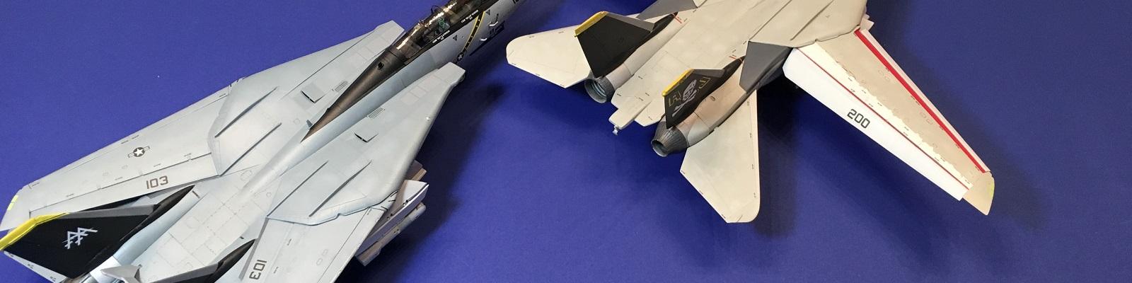 Two kits portrayed with different wing configurations