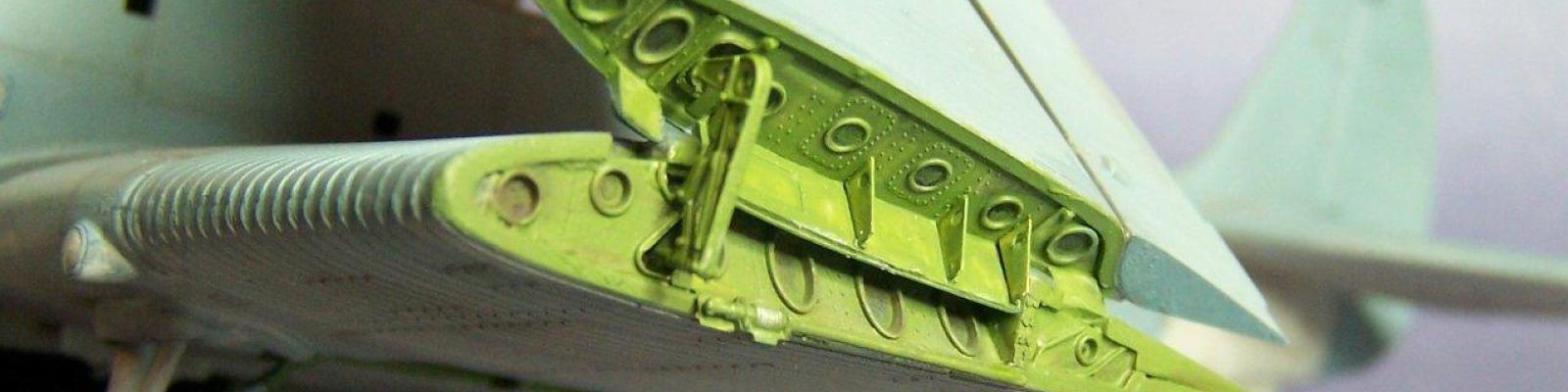 Wing fold details