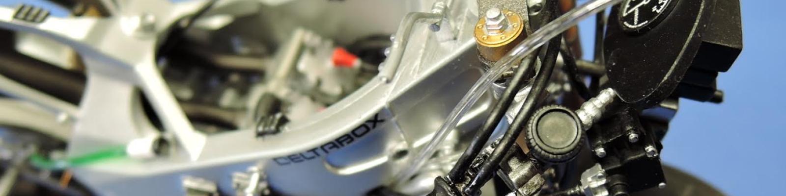 Steering assembly mounted on frame