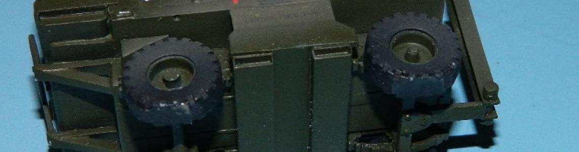 Bottom of model and another view of the infamous warnings