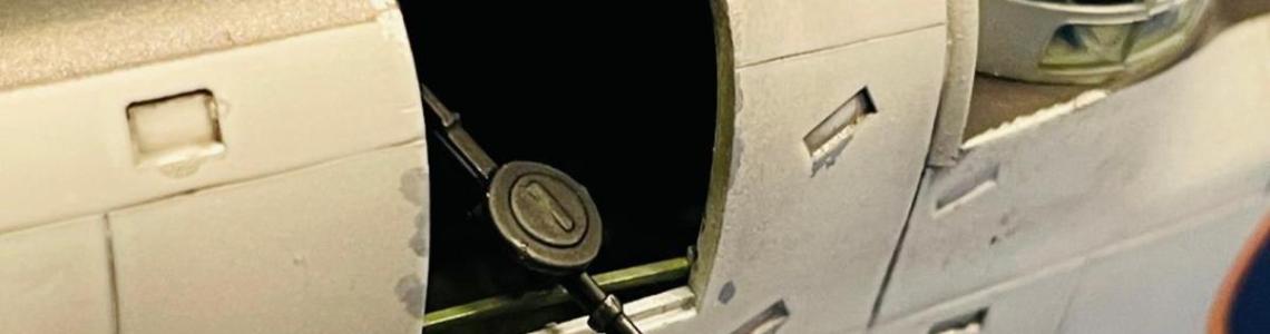 Entry hatch and machine gun