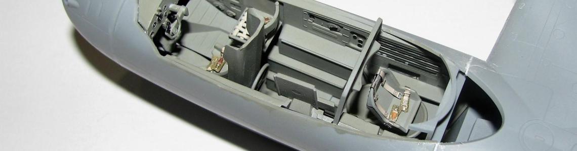 Cockpit detail and filled gap in the wing to fuselage