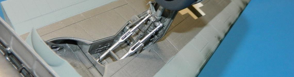 Right Main Gear & Tire