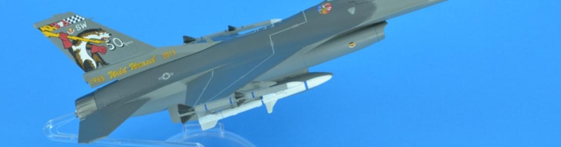 Right-side view of Viper aircraft