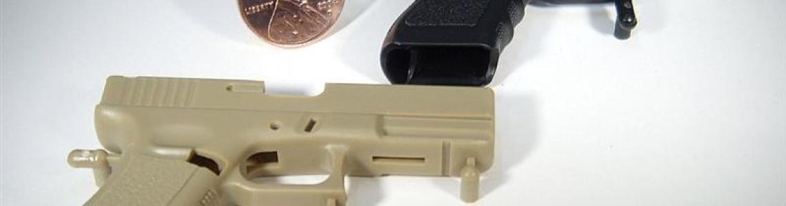 G17 [Glock 17] with Case | IPMS/USA Reviews Website