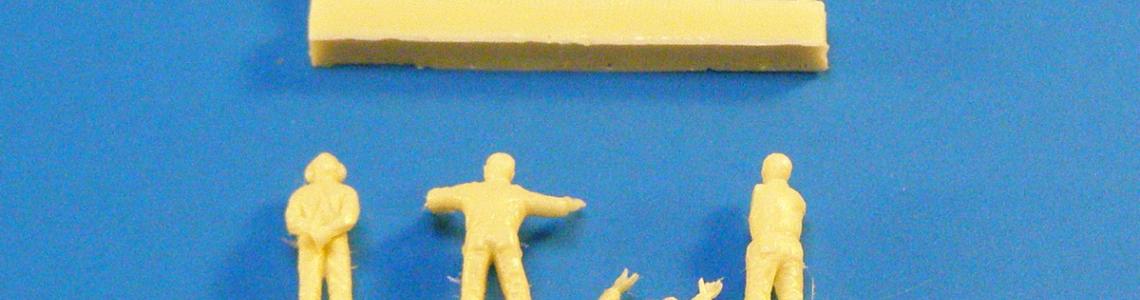 Unpainted and unassembled figures, rear 