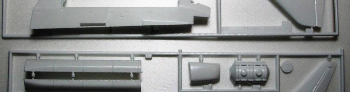 Sample shuttle sprue