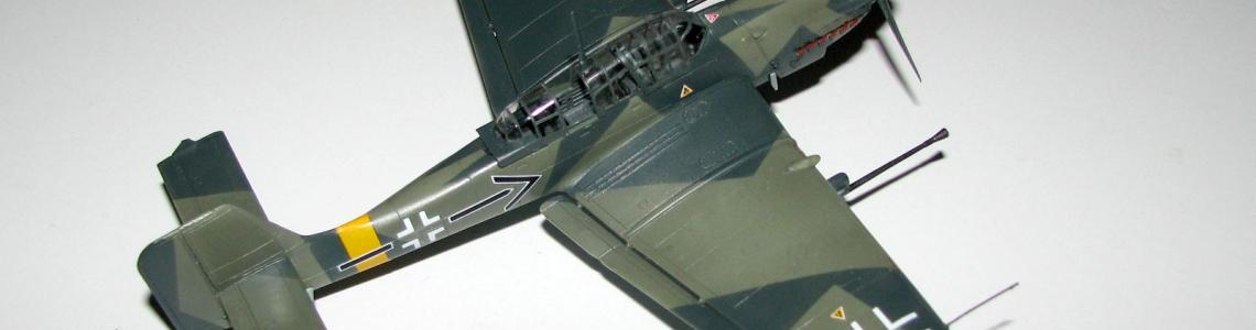 Right side view, nicely showing the kit markings