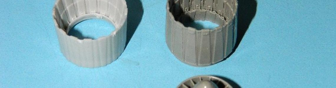 Kinetic parts left, Aires right