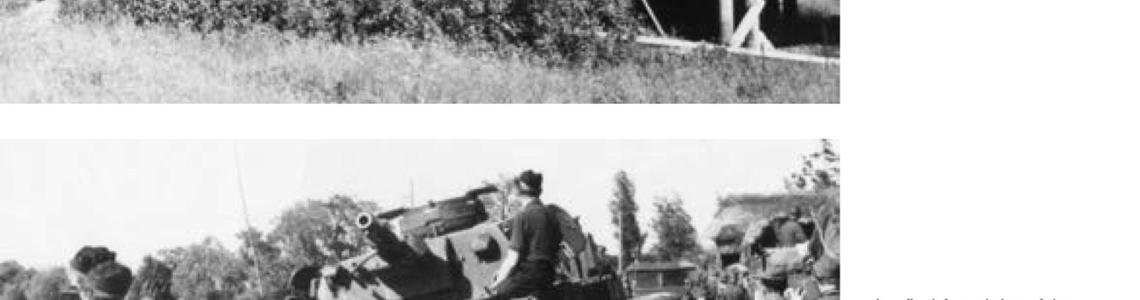 Page 56: Fine black-and-white photos of a Pz.Kpfw.IV Ausf.E that ha become stuck on a wooden bridge