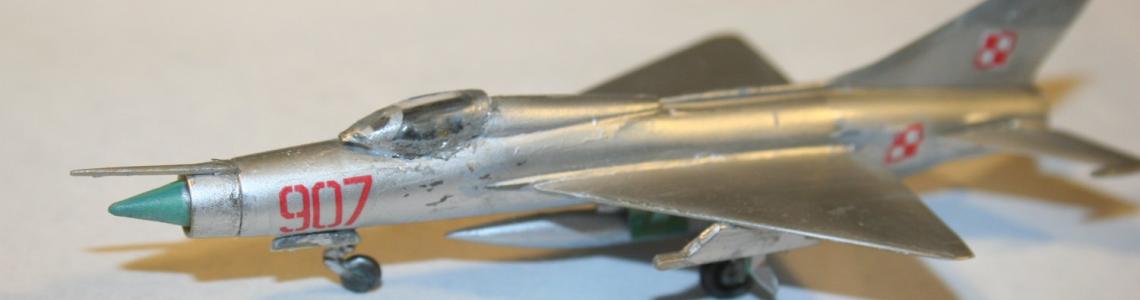 Finished aircraft with Res-Im wheels installed, opposite view