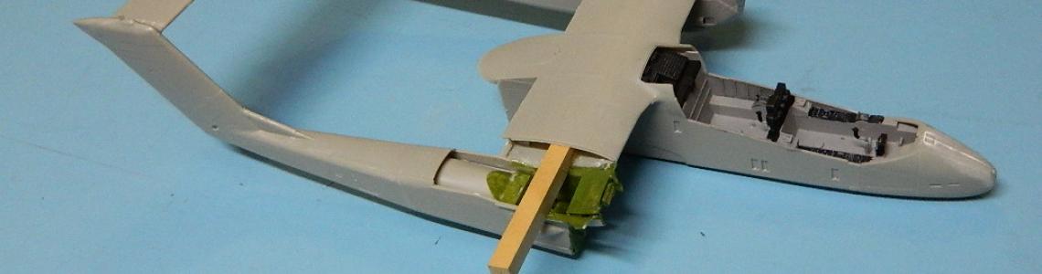 Wing spar and fuselage details