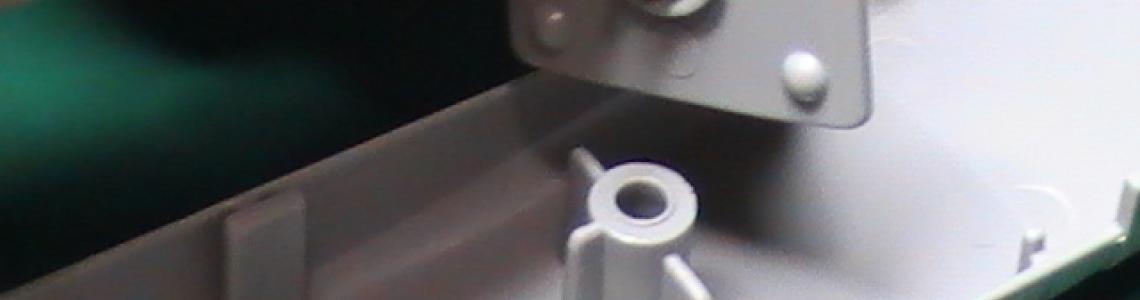 17 - Wing attachment snaps