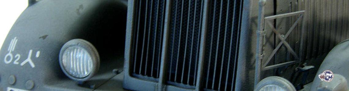 Grille and bumper detail 1