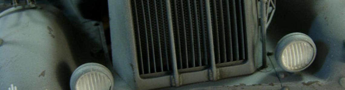 Grille and bumper detail 2