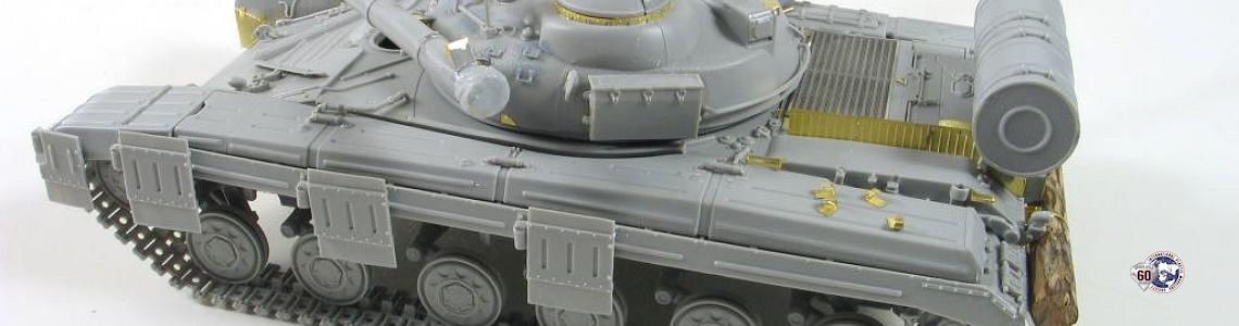 1/35 トランペッター T-64 MOD1972 1⁄35 ソビエト軍 T-64 主力戦車 Mod.1981 プラモデル[トランペッター