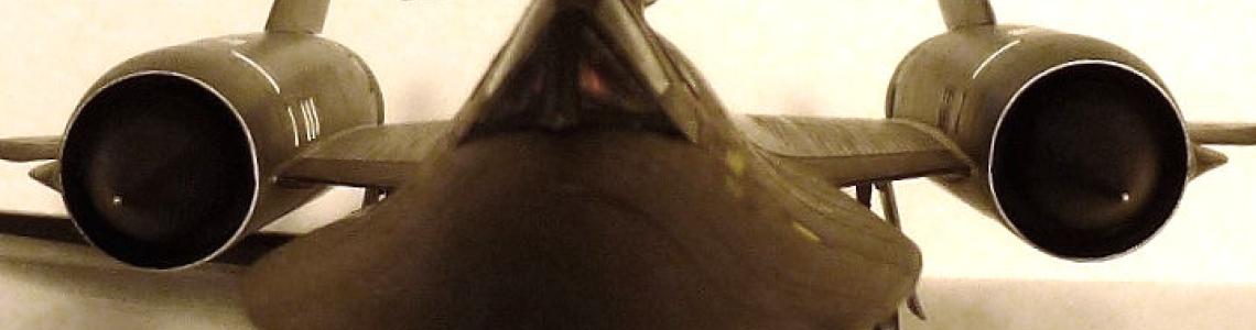 SR-71 Blackbird with D-21B Drone | IPMS/USA Reviews Website