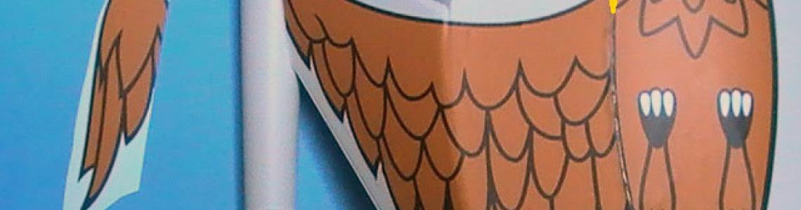 Wing decal overlaps body