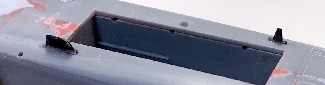 Under fuselage antennas - front