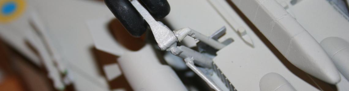 Main landing gear installed