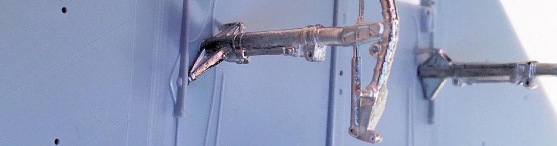 Right Main Gear Mounted