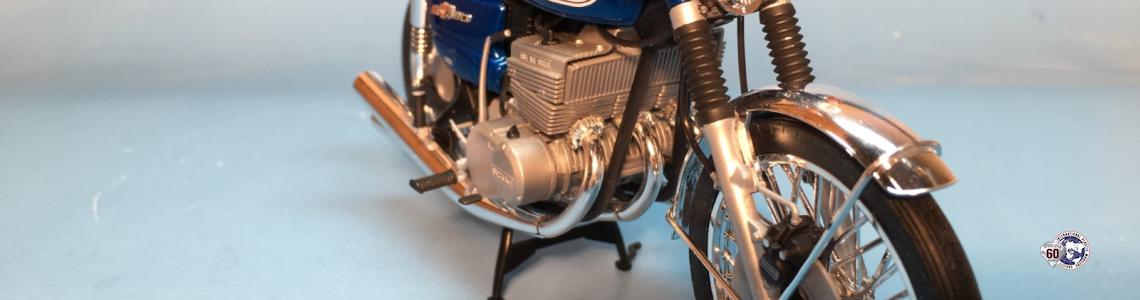 SUZUKI GT380 B 1972 1/12スケール hq720.jpg?sqp=-